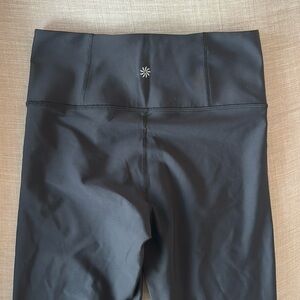 Black cropped athleta leggings